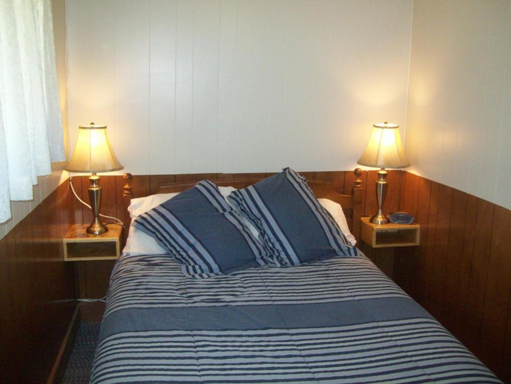 Edgewater Inn & Cottages Eagle River Chambre photo